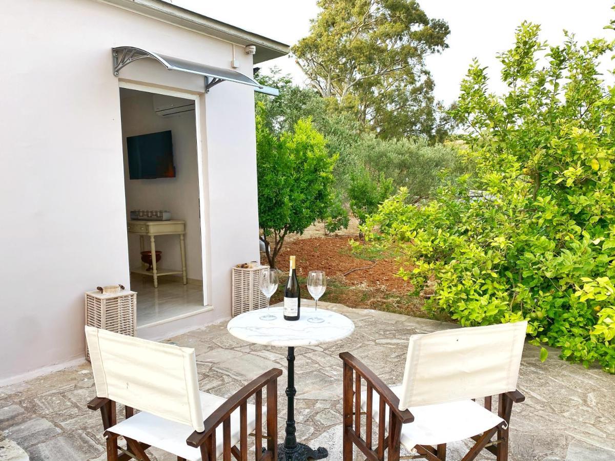 Mg Cozy Garden View Studio Korakiaí Eksteriør bilde